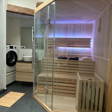 Charmant Appartement Avec Spa 丰特奈勒孔特 外观 照片