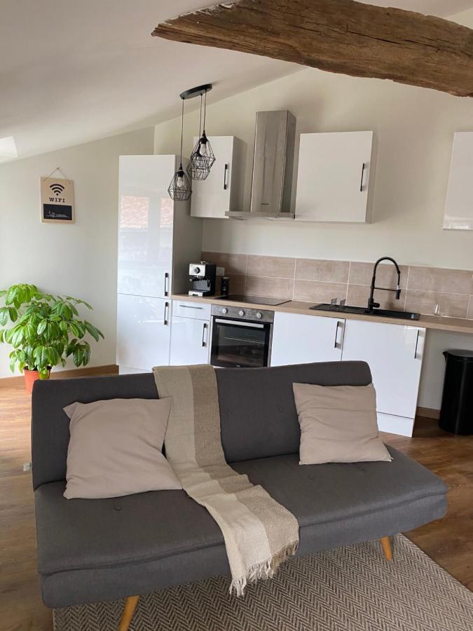 Charmant Appartement Avec Spa 丰特奈勒孔特 外观 照片